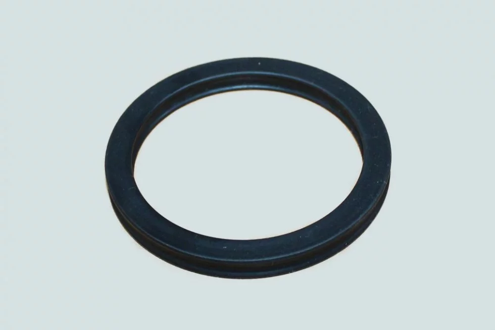 фото сальник передней крышки двигателя (уплотнение водяной трубы) (isf2.8) 4990818 foton 5269879 