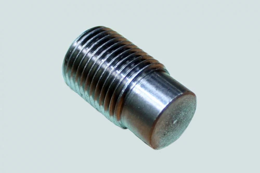 фото футорка с резьбой (картер задних распределительных шестерен) (isf3.8) foton 4929128 